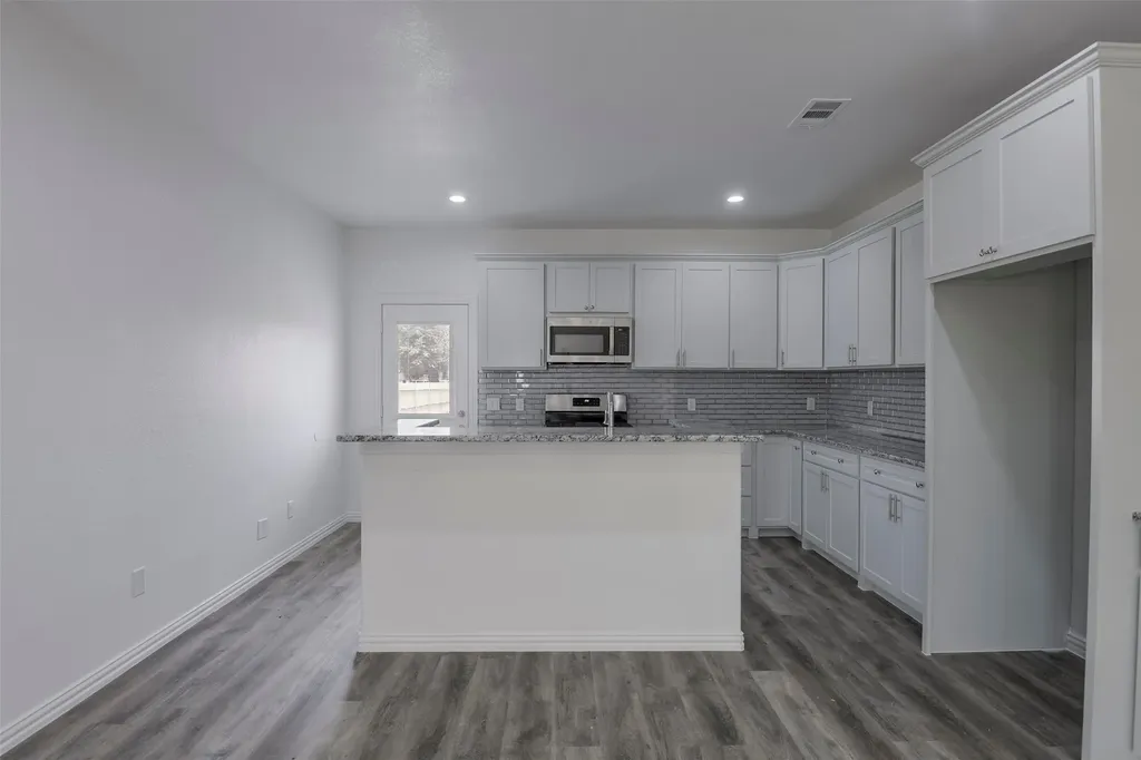 2506 S Denley Drive Dallas TX 75216