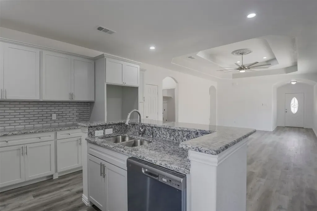2506 S Denley Drive Dallas TX 75216