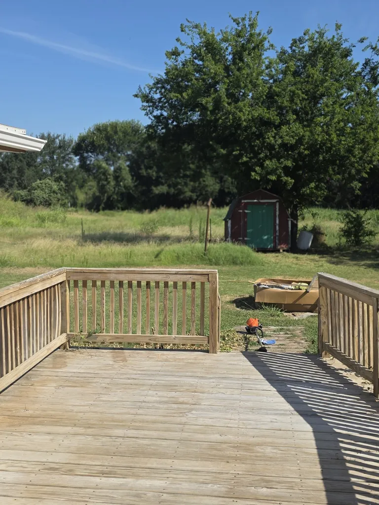 1397 E Central Lorena TX 76655