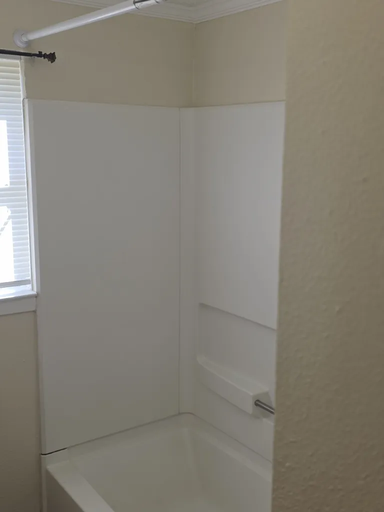 1397 E Central Lorena TX 76655