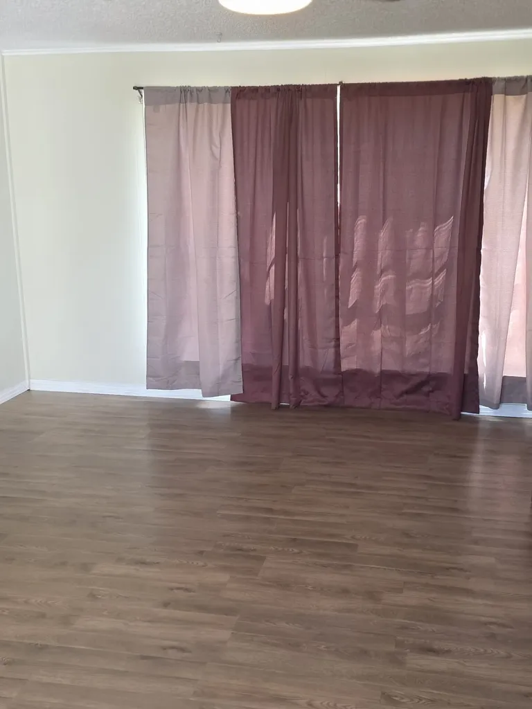 1397 E Central Lorena TX 76655