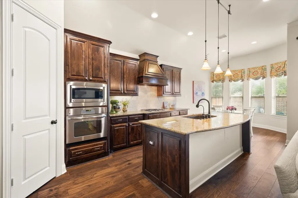 2831 Sherwood Drive Trophy Club TX 76262