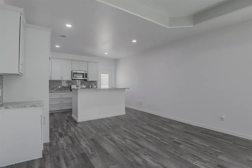 2614 Marjorie Avenue Dallas TX 75216