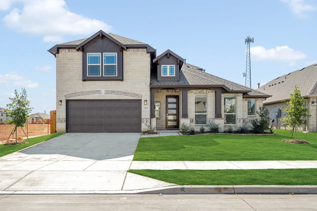 204 Sweetwater Drive Commerce TX 75428