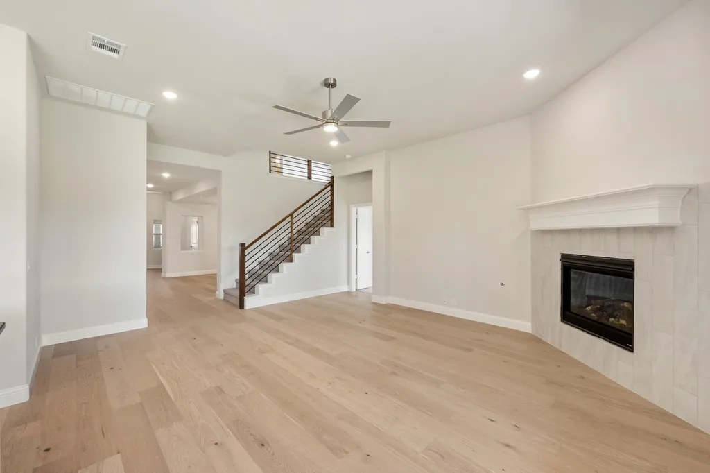 204 Sweetwater Drive Commerce TX 75428