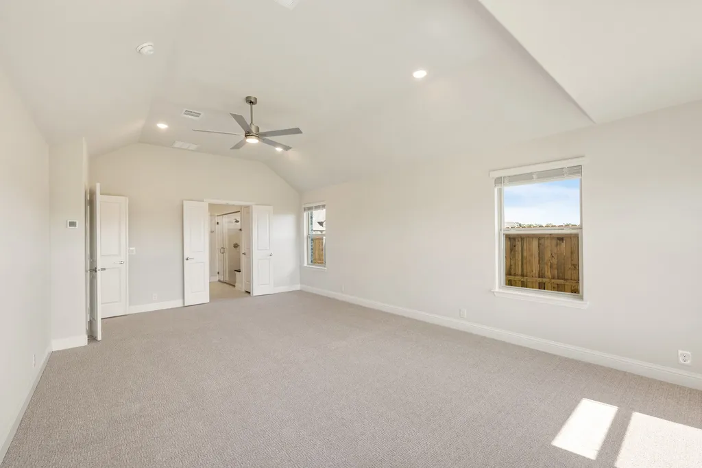 204 Sweetwater Drive Commerce TX 75428
