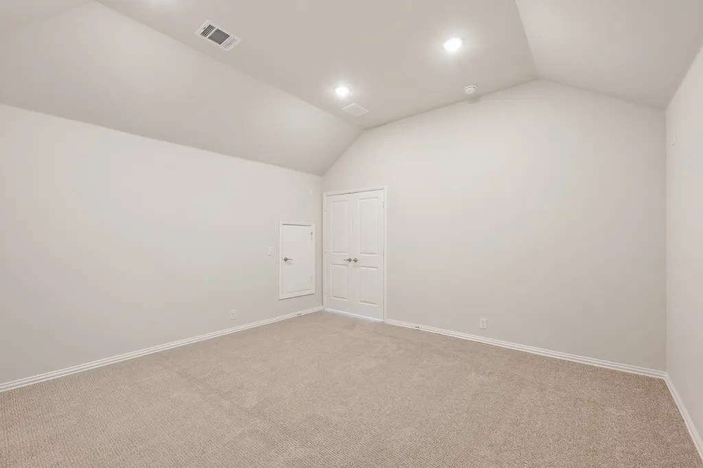 204 Sweetwater Drive Commerce TX 75428