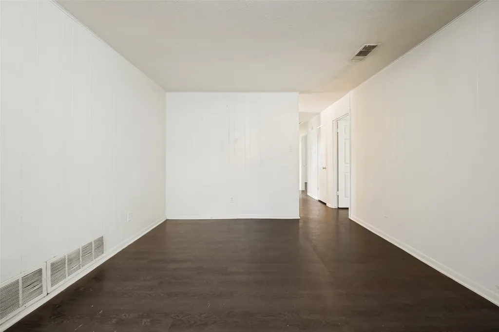 712 Chisholm Trail Denton TX 76209