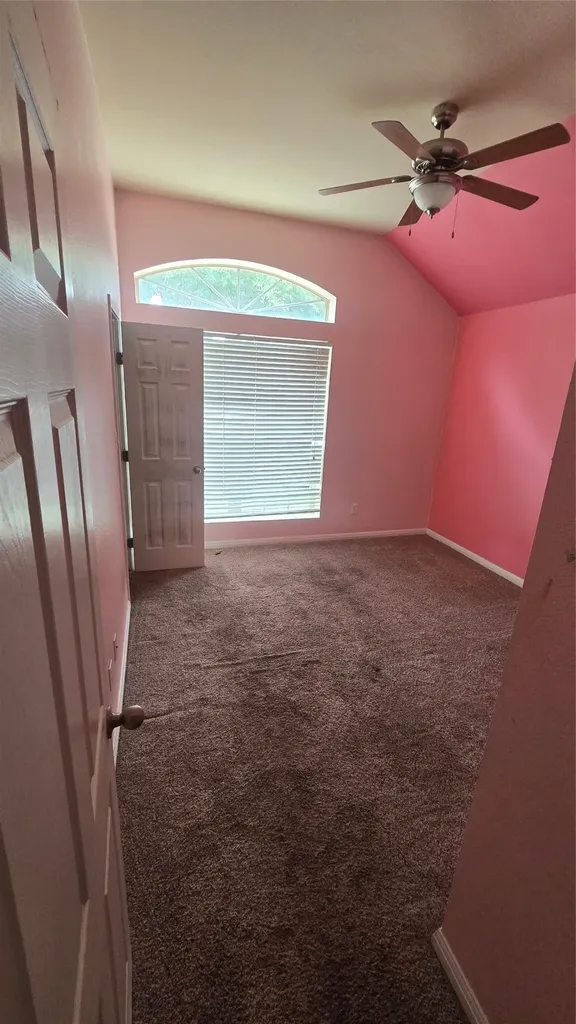 436 W Wall Street Hewitt TX 76643