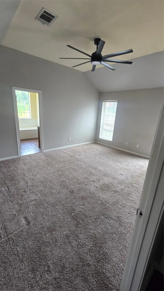 436 W Wall Street Hewitt TX 76643