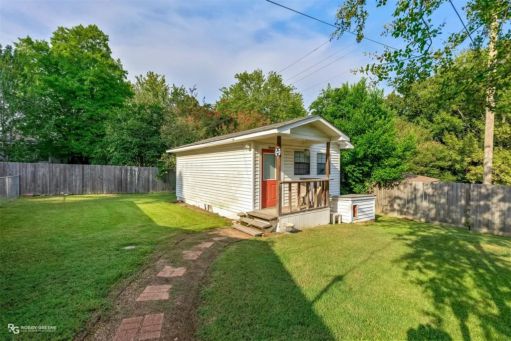 1100 Louisiana Avenue Minden LA 71055