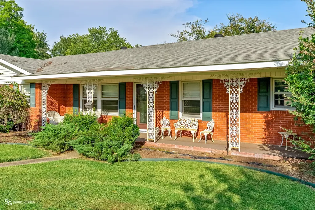 1100 Louisiana Avenue Minden LA 71055