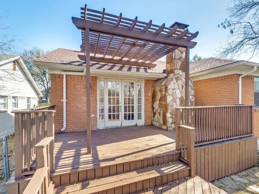 11707 Rogue Way Dallas TX 75218