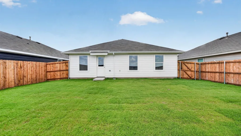 125 Mach Way Mineral Wells TX 76067
