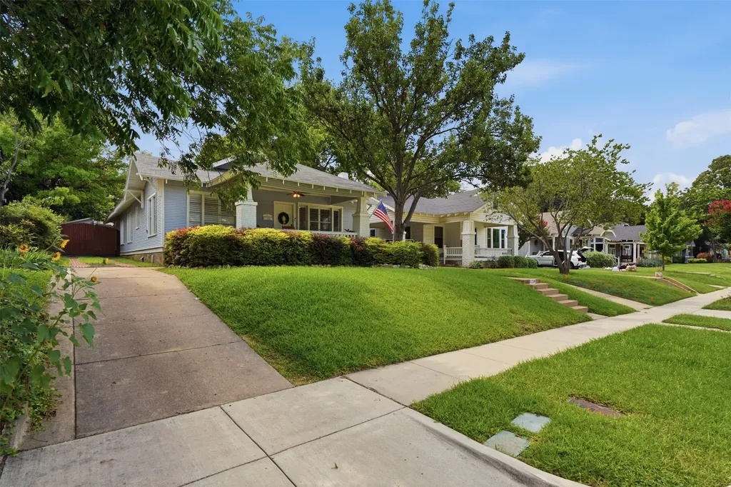2208 Western Avenue Fort Worth TX 76107