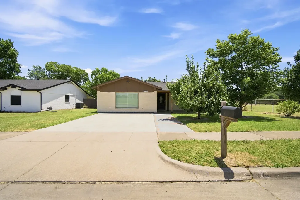 5420 Galway Lane North Richland Hills TX 76180