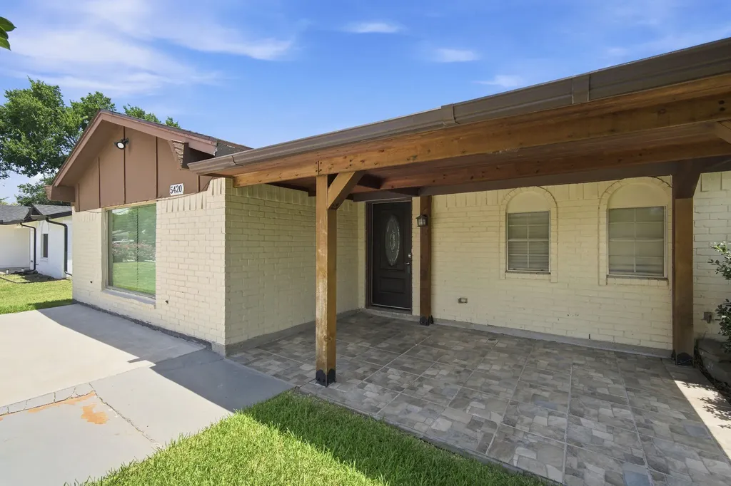 5420 Galway Lane North Richland Hills TX 76180