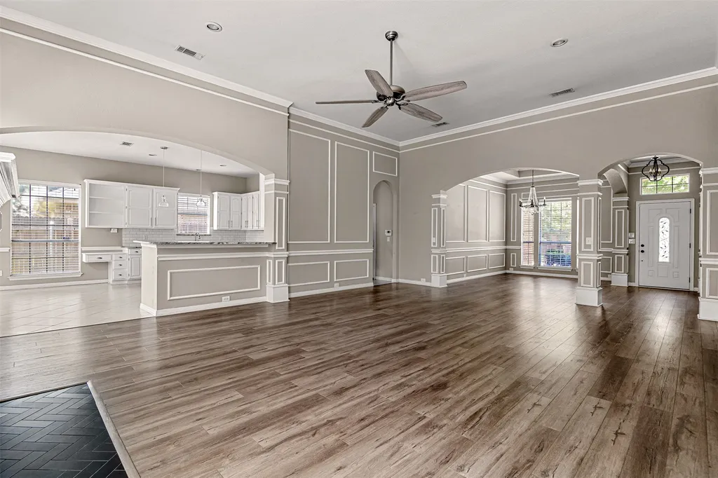 407 Dorcas Lane Arlington TX 76013