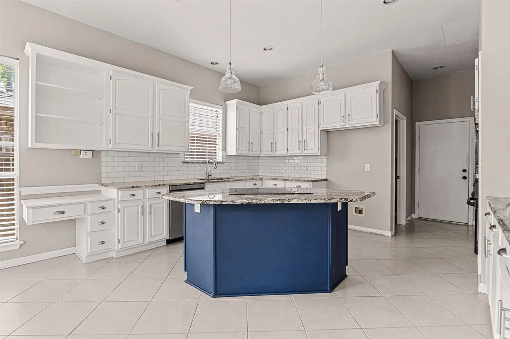 407 Dorcas Lane Arlington TX 76013