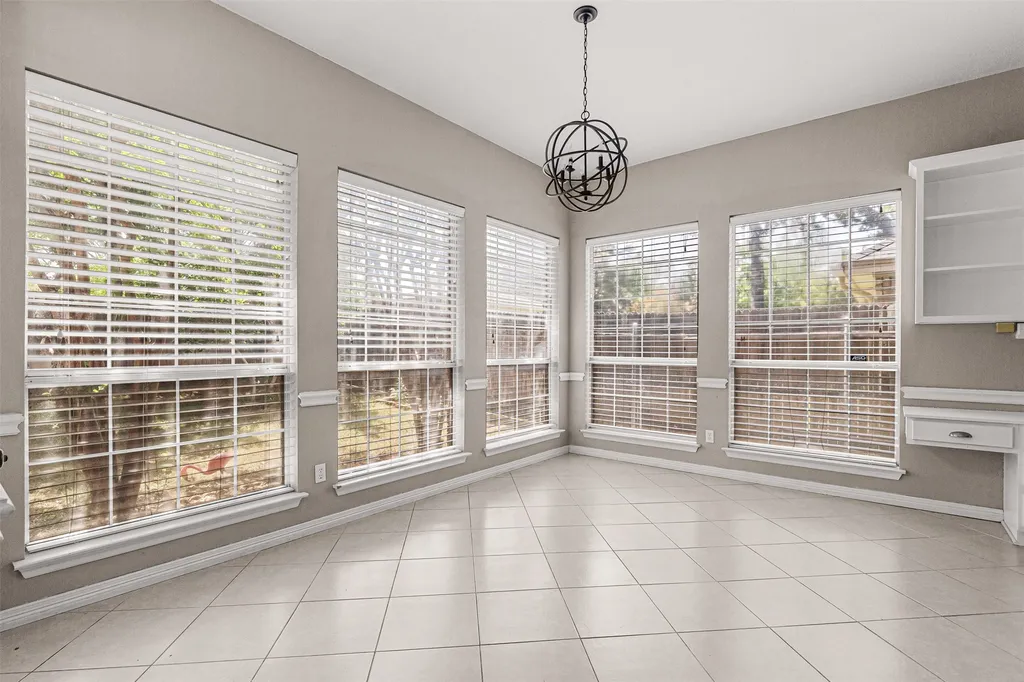 407 Dorcas Lane Arlington TX 76013