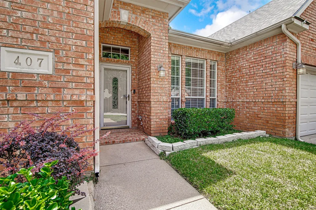 407 Dorcas Lane Arlington TX 76013