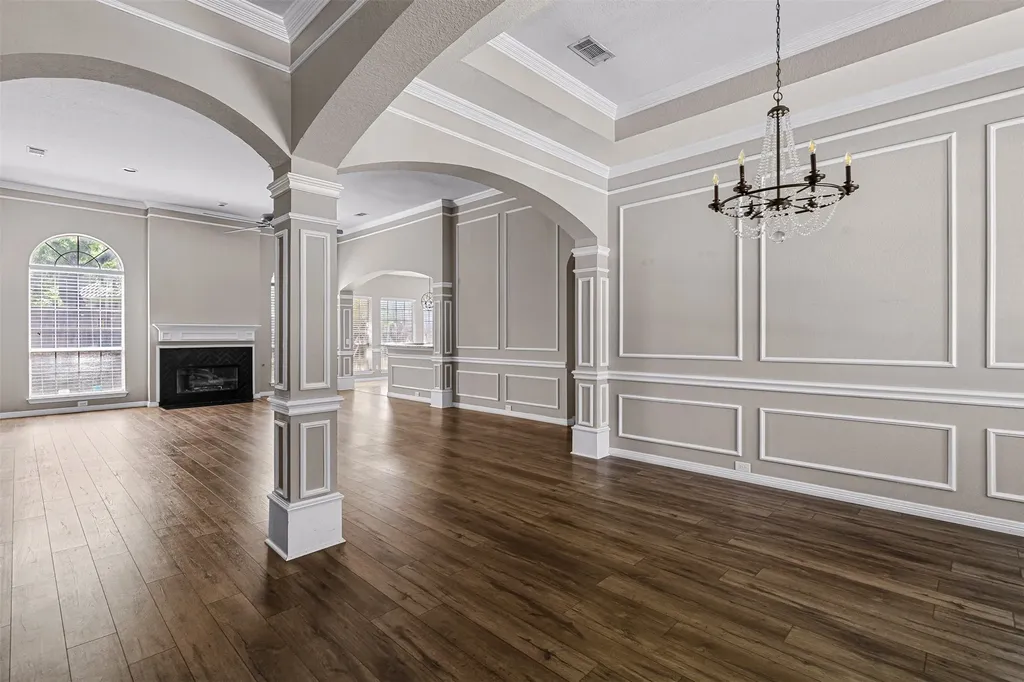 407 Dorcas Lane Arlington TX 76013
