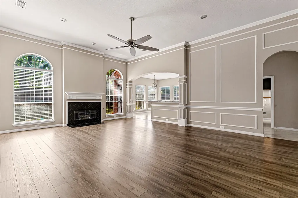 407 Dorcas Lane Arlington TX 76013
