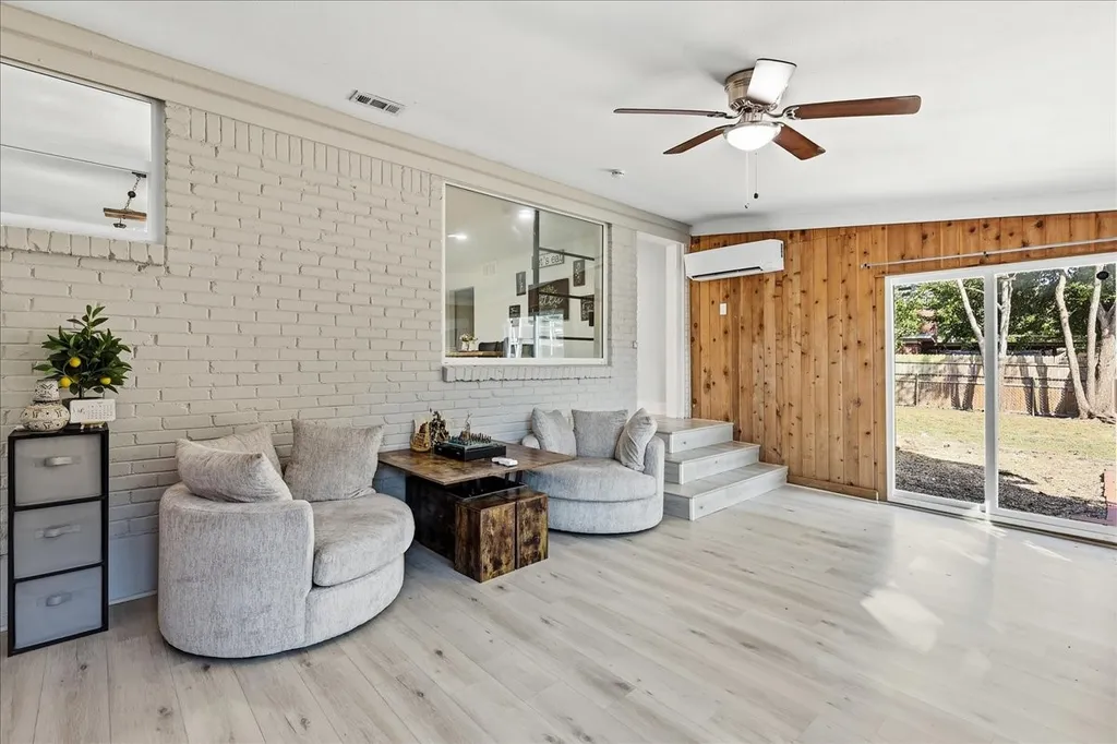 3533 Granada Drive Richland Hills TX 76118