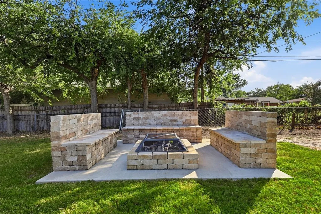 3533 Granada Drive Richland Hills TX 76118