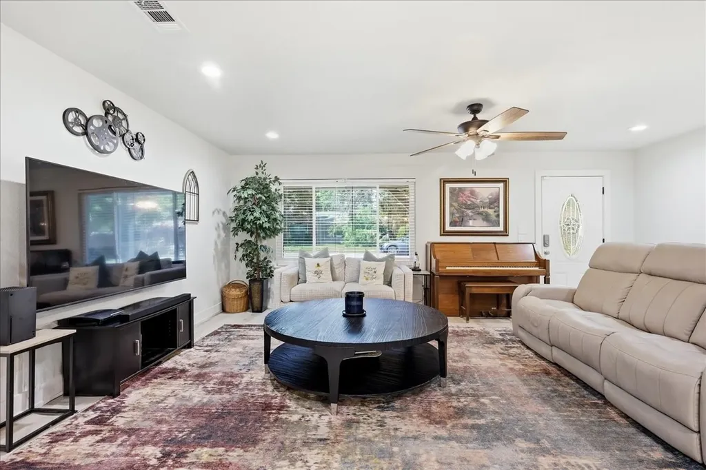 3533 Granada Drive Richland Hills TX 76118