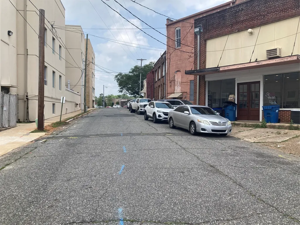 112 N Monroe Street Minden LA 71055