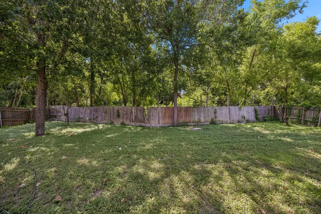4501 Waterbird Lane Garland TX 75043