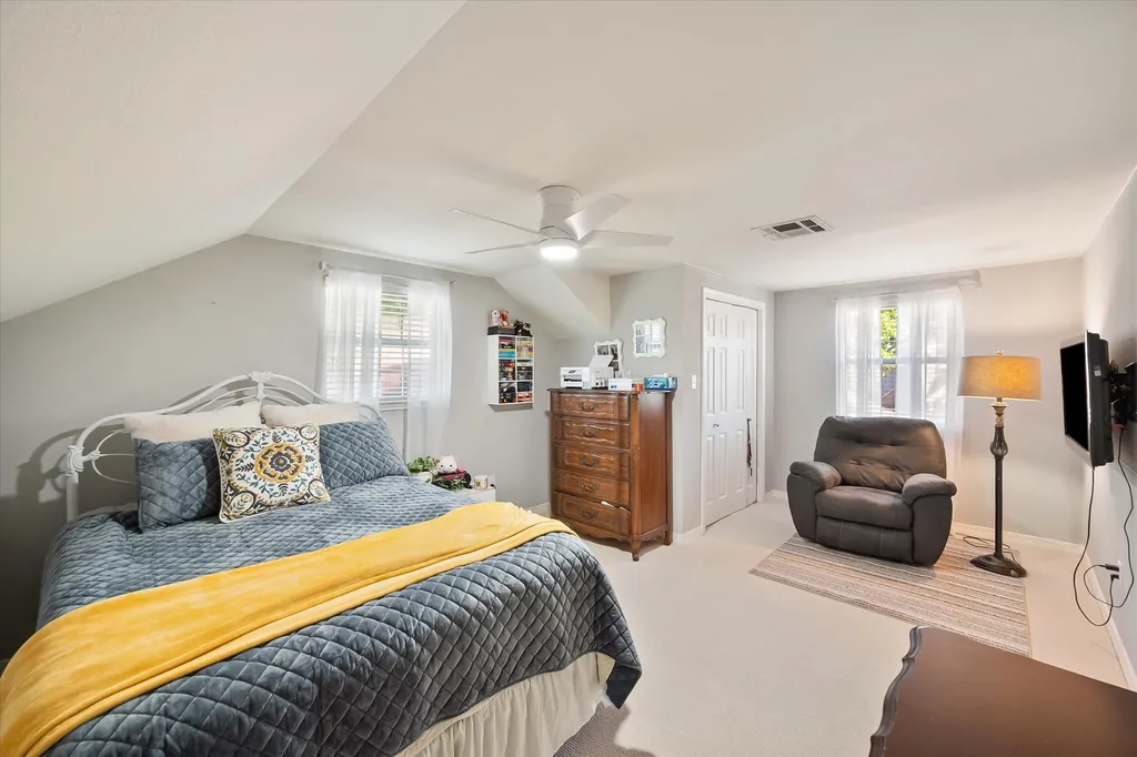716 Meadow Drive Corsicana TX 75110