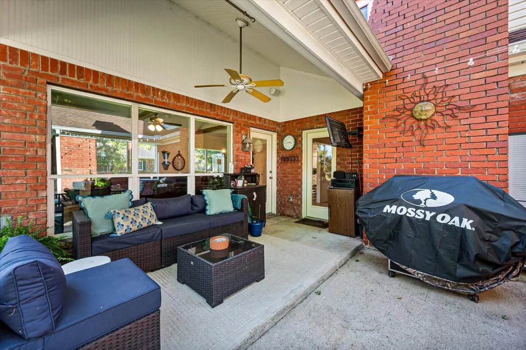 716 Meadow Drive Corsicana TX 75110