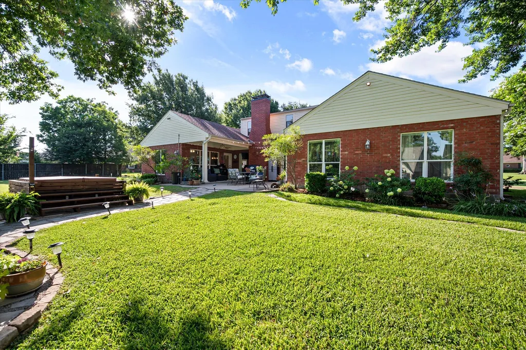 716 Meadow Drive Corsicana TX 75110