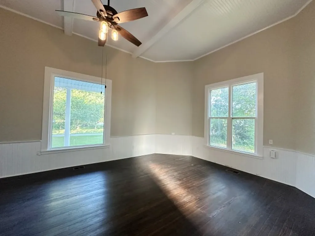 101 Baker Street Naples TX 75568
