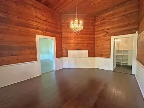 101 Baker Street Naples TX 75568