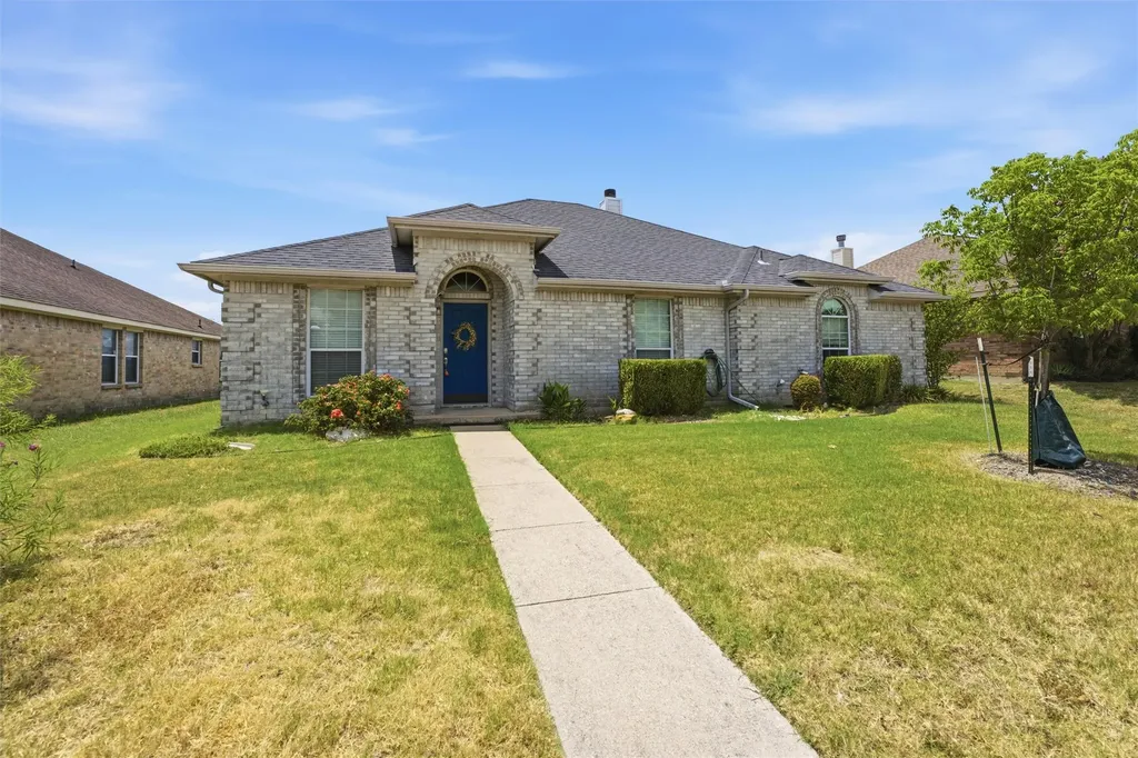 117 Clover Leaf Lane Red Oak TX 75154
