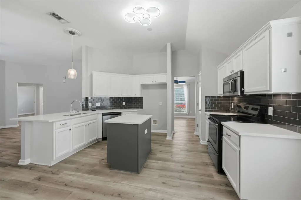 117 Clover Leaf Lane Red Oak TX 75154