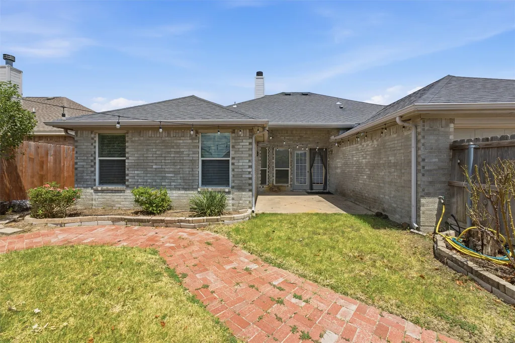 117 Clover Leaf Lane Red Oak TX 75154