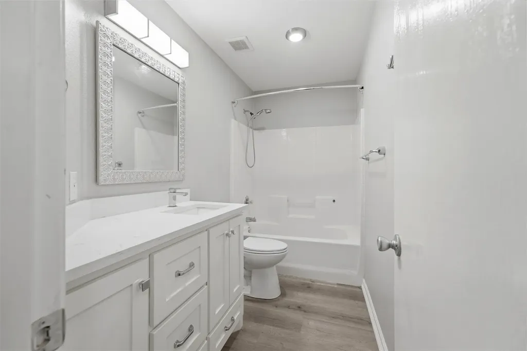 117 Clover Leaf Lane Red Oak TX 75154