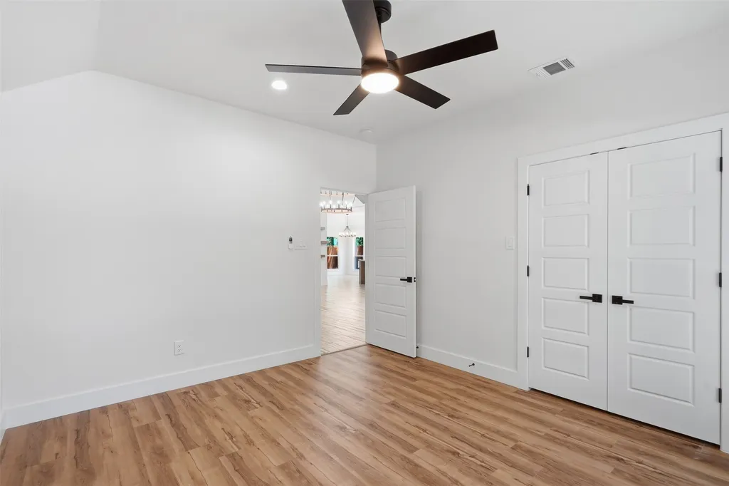 907 Renfro Drive White Settlement TX 76108