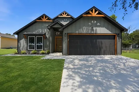 907 Renfro Drive White Settlement TX 76108
