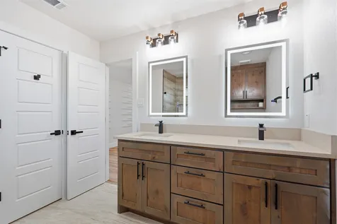 907 Renfro Drive White Settlement TX 76108