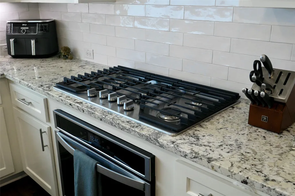 4233 Watercourse Drive Fort Worth TX 76109
