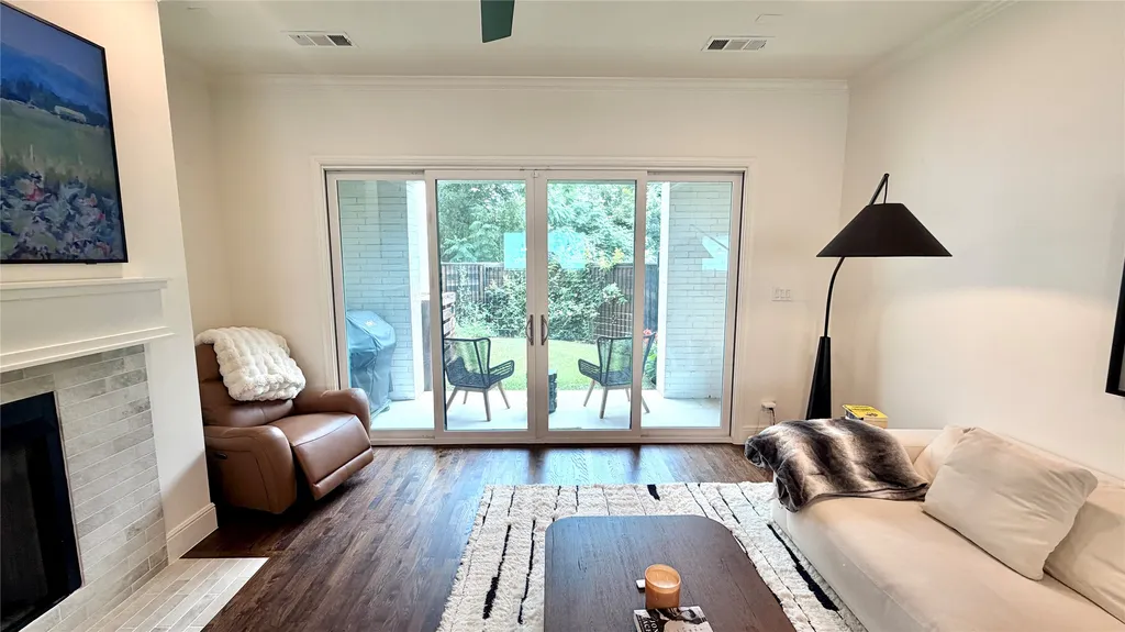 4233 Watercourse Drive Fort Worth TX 76109