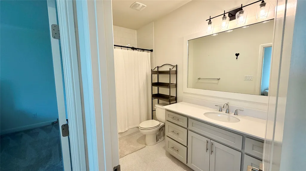 4233 Watercourse Drive Fort Worth TX 76109