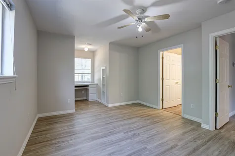 104 W Ash Lane Euless TX 76039