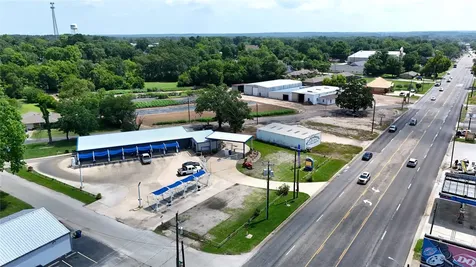 521 W Main Street Chandler TX 75758