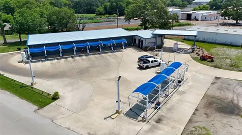 521 W Main Street Chandler TX 75758